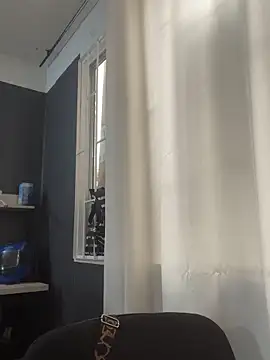 angie rousse  online show from 10/11/25, 01:20