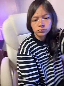 Ninfa pink online show from 10/21/25, 03:35