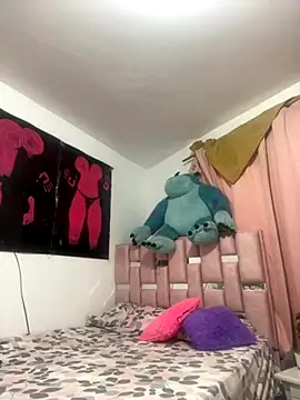 Snapshot of abby_moss_2 chatting on 11/04/25, 12:26 abby moss 2 online show from 11/04/25, 12:26