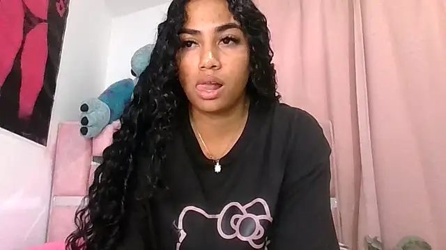 Snapshot of abby_moss_2 chatting on 11/22/25, 04:33 abby moss 2 online show from 11/22/25, 04:33