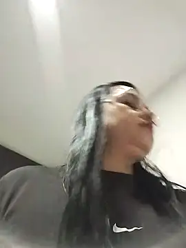 Candy-Samanthy online show from 10/22/25, 09:36