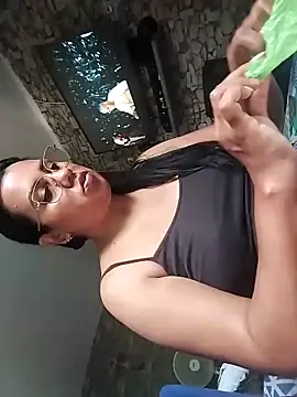 Candy-Samanthy online show from 10/30/25, 01:56