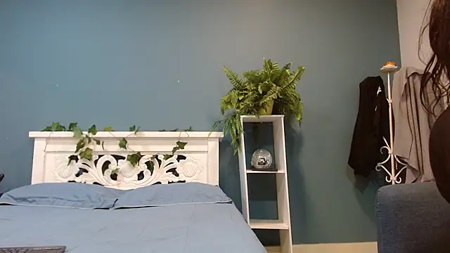 Snapshot of Valerii_Mariin chatting on 11/07/25, 02:50 Valerii Mariin online show from 11/07/25, 02:50