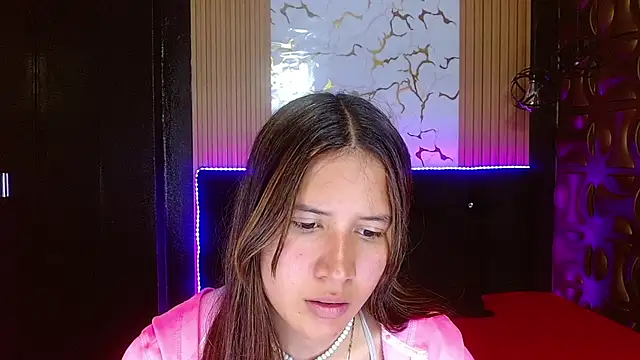 Snapshot of tinibunny chatting on 10/22/25, 08:08 tinibunny online show from 10/22/25, 08:08