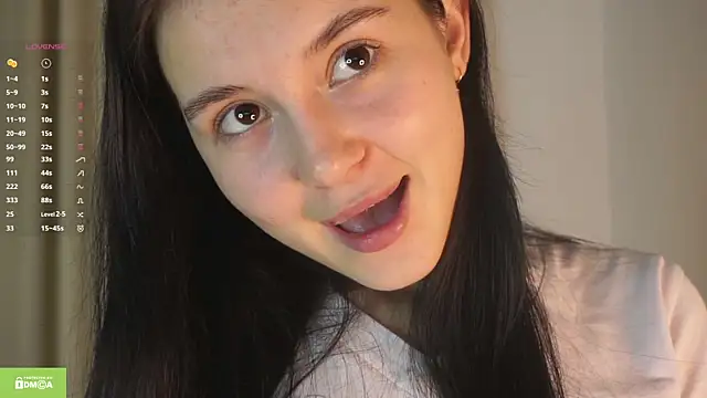 Snapshot of FluffKitty chatting on 11/02/25, 08:11 FluffKitty online show from 11/02/25, 08:11