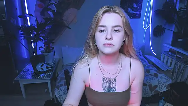 Alexa  Pirs online show from 10/14/25, 12:44