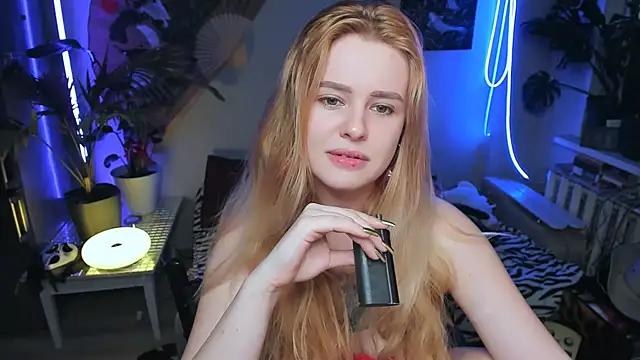 Alexa  Pirs online show from 11/21/25, 07:12