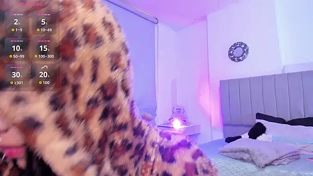 Snapshot of Barbieteeen chatting on 10/14/25, 12:17 Barbieteeen online show from 10/14/25, 12:17