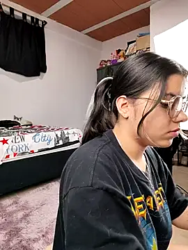 harper ks online show from 11/19/25, 01:38