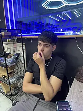 Stick ledom online show from 11/21/25, 06:06