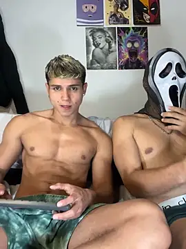 Snapshot of mirallesandbig chatting on 10/17/25, 10:56 mirallesandbig online show from 10/17/25, 10:56