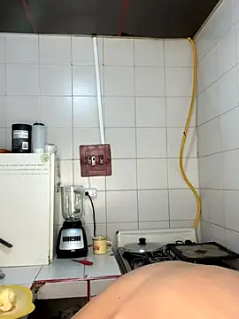 Snapshot of mirallesandbig chatting on 11/19/25, 08:20 mirallesandbig online show from 11/19/25, 08:20