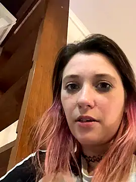 Snapshot of Mustbethemoney1234 chatting on 10/12/25, 03:27 Mustbethemoney1234 online show from 10/12/25, 03:27