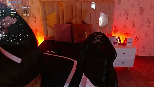 MARIANA TAY1 online show from 11/09/25, 03:16