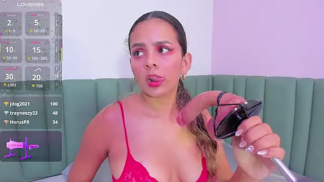 elizabeth liones  online show from 11/19/25, 04:01