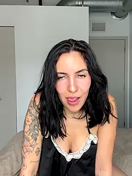 Lolathebaddie online show from 10/13/25, 03:34