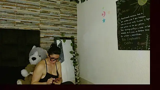 disneey2888 online show from 10/19/25, 03:07