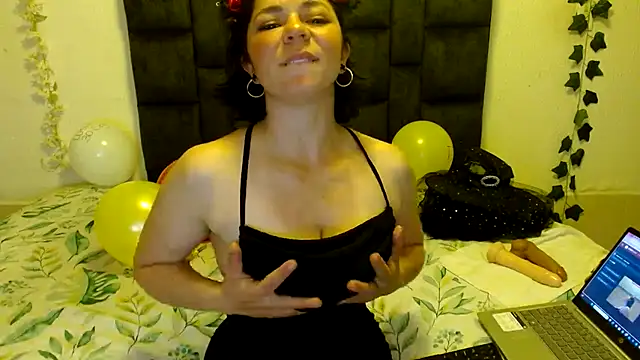 disneey2888 online show from 10/29/25, 03:36