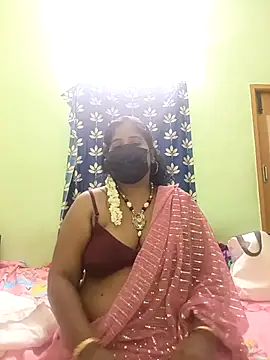 Snapshot of tamil-aunt chatting on 10/10/25, 04:50 tamil-aunt online show from 10/10/25, 04:50
