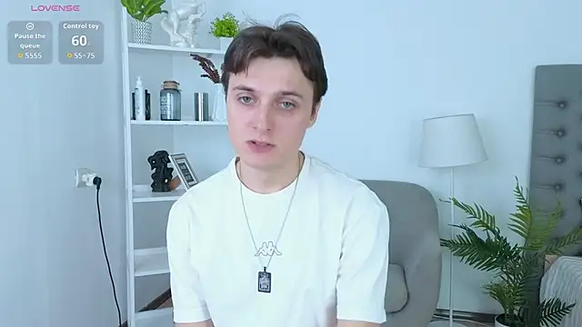 GGimperator  online show from 10/16/25, 09:43