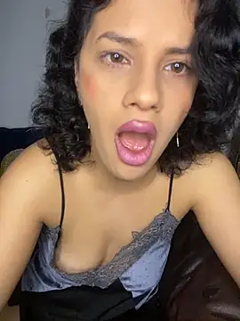 Biaaxxxsexy online show from 11/01/25, 08:11