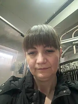 Butterfly8385 online show from 11/17/25, 01:28