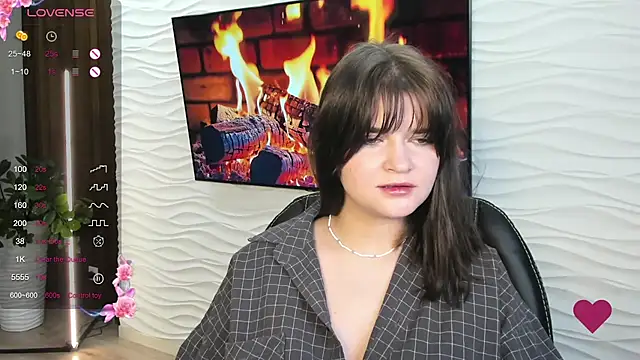 Mori Girll online show from 11/11/25, 05:07