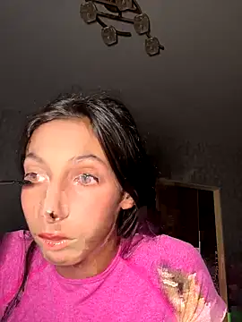 Snapshot of _Cleopatraaa_ chatting on 10/10/25, 04:50 Cleopatraaa online show from 10/10/25, 04:50