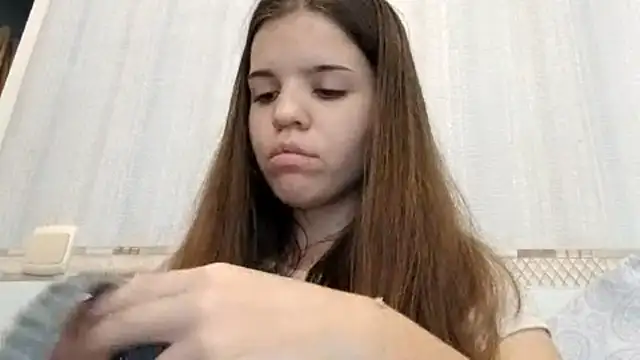 Snapshot of LonnaFekety chatting on 10/10/25, 12:48 LonnaFekety online show from 10/10/25, 12:48