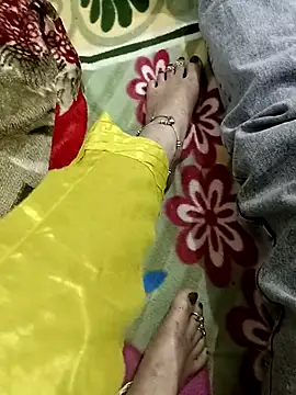 HOT-CPL-11 online show from 11/12/25, 05:57