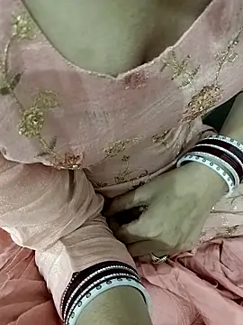 HOT-CPL-11 online show from 11/14/25, 05:55