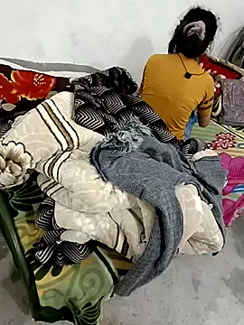 HOT-CPL-11 online show from 11/16/25, 06:35