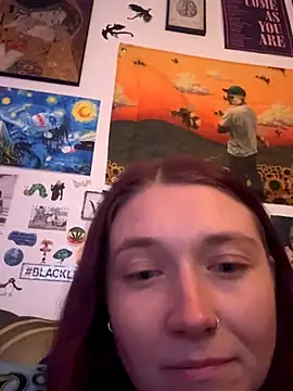 Snapshot of PauliinaBlue chatting on 10/11/25, 10:30 PauliinaBlue online show from 10/11/25, 10:30