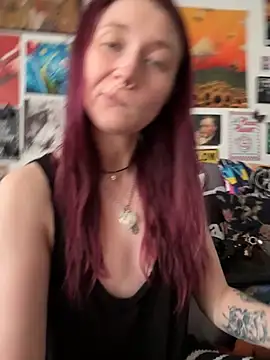 Snapshot of PauliinaBlue chatting on 10/14/25, 11:55 PauliinaBlue online show from 10/14/25, 11:55