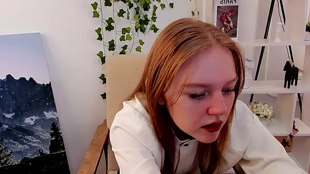 VernellArey online show from 10/13/25, 03:28