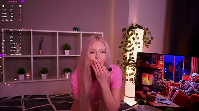 Snapshot of KaryTasch chatting on 11/15/25, 08:27 KaryTasch online show from 11/15/25, 08:27