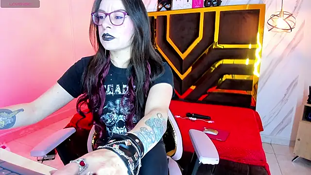 Evangelinejoness  online show from 10/16/25, 11:44