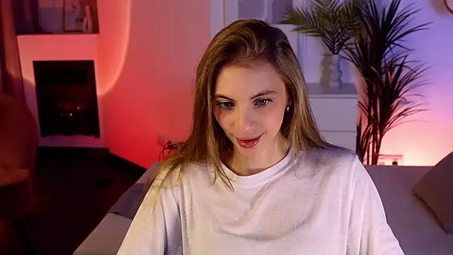 Snapshot of mia_silkk chatting on 11/28/25, 06:16 mia silkk online show from 11/28/25, 06:16