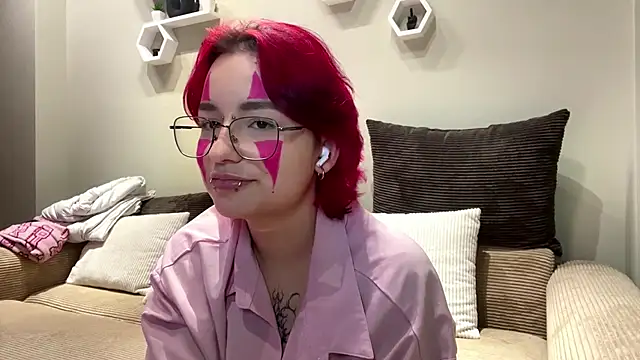 TheaBertch online show from 10/31/25, 07:31