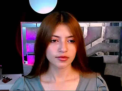 viky evanss online show from 11/12/25, 07:24