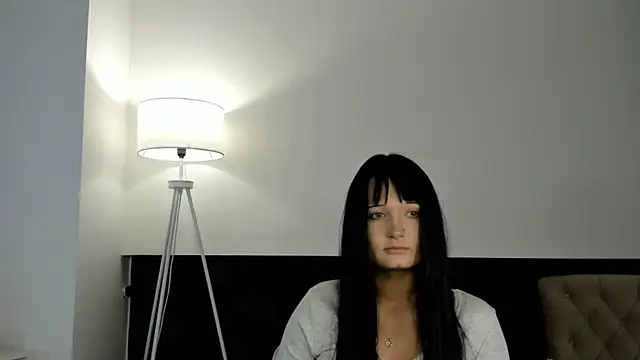 Snapshot of SherronSenner chatting on 10/14/25, 06:47 SherronSenner online show from 10/14/25, 06:47