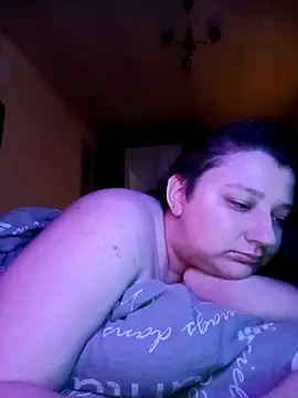 Snapshot of Terryfoks chatting on 10/25/25, 01:24 Terryfoks online show from 10/25/25, 01:24