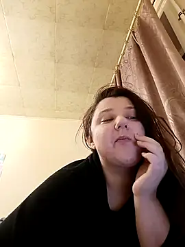 Snapshot of Terryfoks chatting on 11/24/25, 03:45 Terryfoks online show from 11/24/25, 03:45