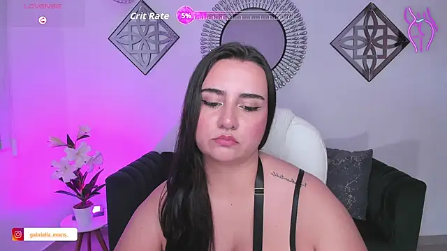 Snapshot of Gabriella_evans_ chatting on 11/28/25, 04:04 Gabriella evans online show from 11/28/25, 04:04