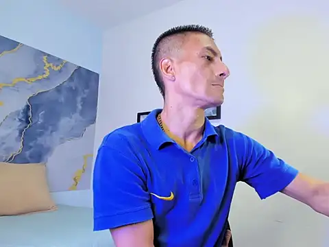 latin crissex online show from 11/21/25, 01:10