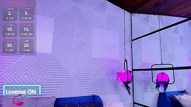 CinnamonHeat online show from 10/20/25, 11:10