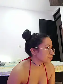 Snapshot of chiarafus0 chatting on 11/03/25, 09:16 chiarafus0 online show from 11/03/25, 09:16