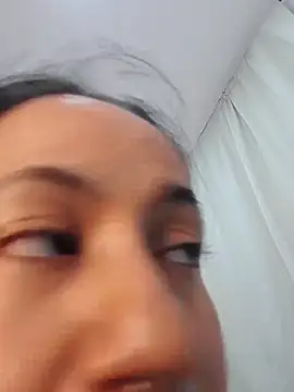 Snapshot of chiarafus0 chatting on 11/12/25, 10:09 chiarafus0 online show from 11/12/25, 10:09