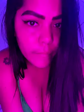 Snapshot of Cataleya_Moretti chatting on 10/11/25, 09:57 Cataleya Moretti online show from 10/11/25, 09:57