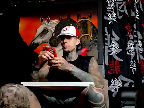 Molotov Explosive online show from 10/15/25, 11:49